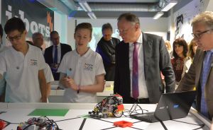 Roberta RegioZentrum bei der Eröffnung der Roboterfabrik Roberta RegioZentrum bei der Eröffnung der Roboterfabrik