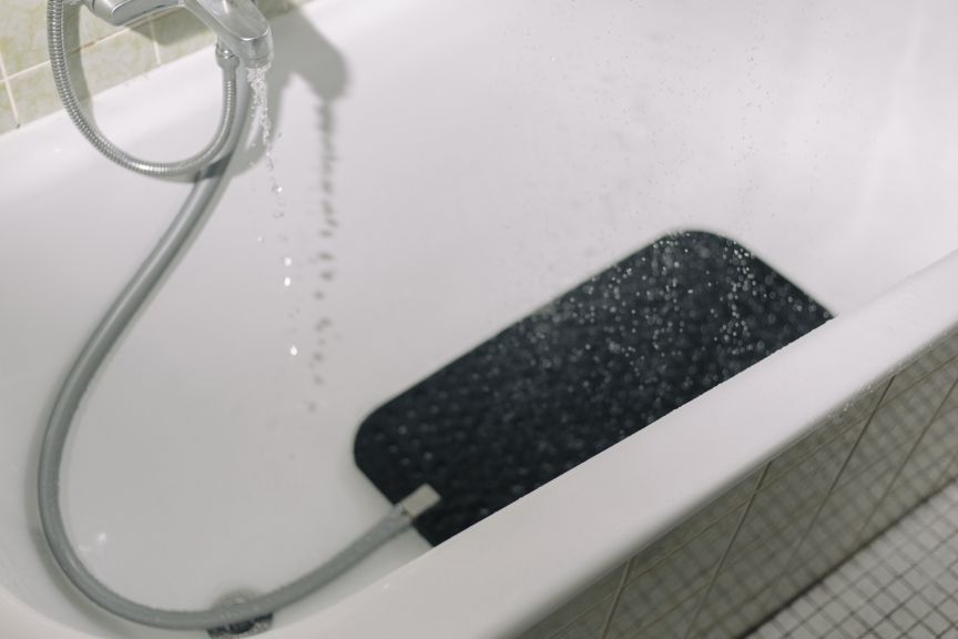 System zur Duschwärmerückgewinnung in einer Badewanne der Warmduscher GmbH